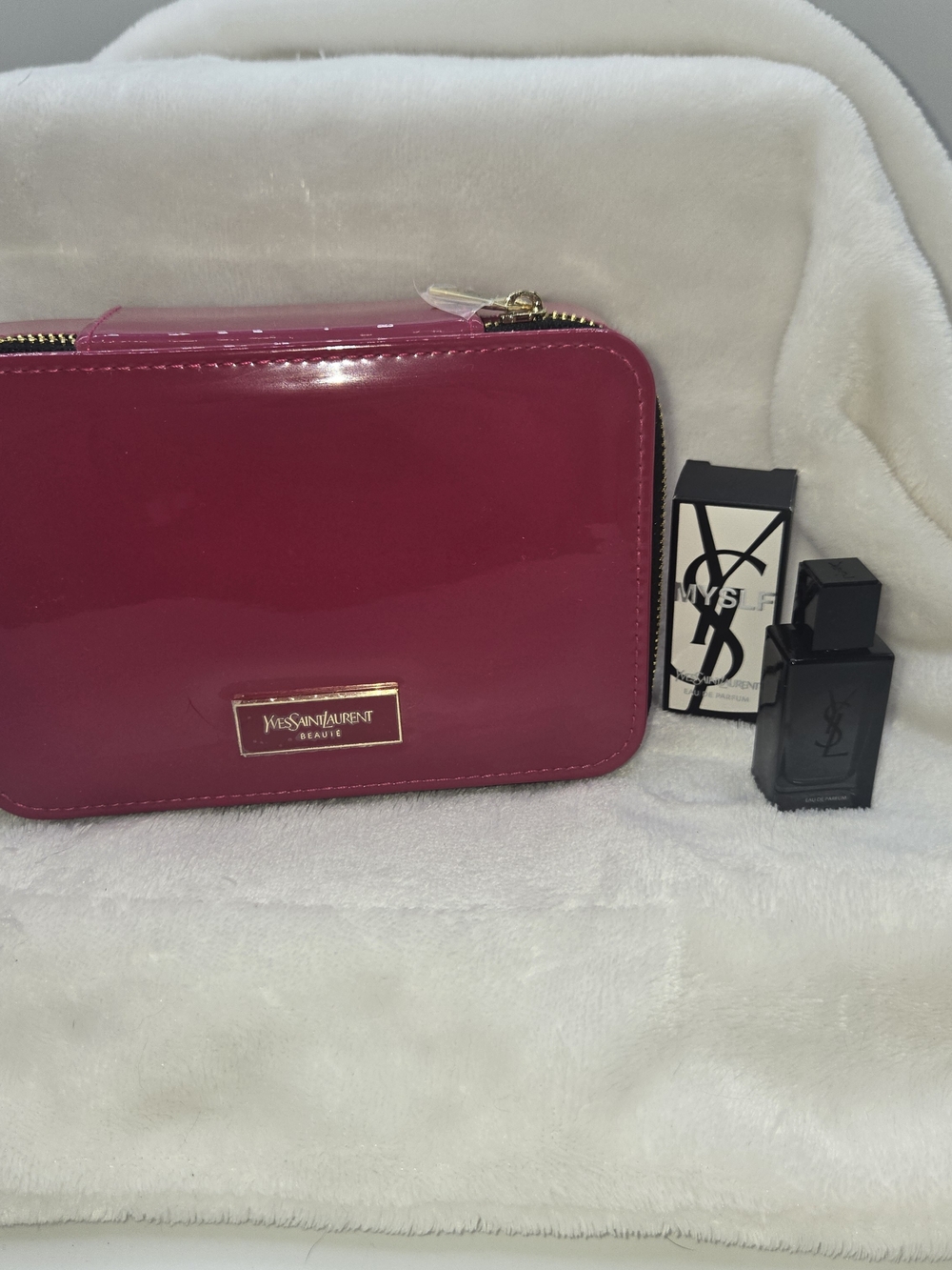 Yves Saint Laurent Patent Pink Cosmetic Pouch - Picture 1 of 9